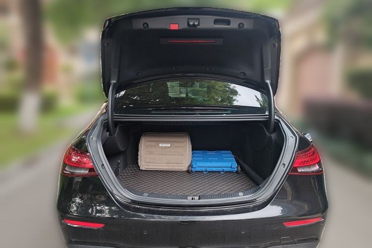 Used Mercedes-Benz E-Class 2021 E 300 L Sporty and Stylish Model Trunk
