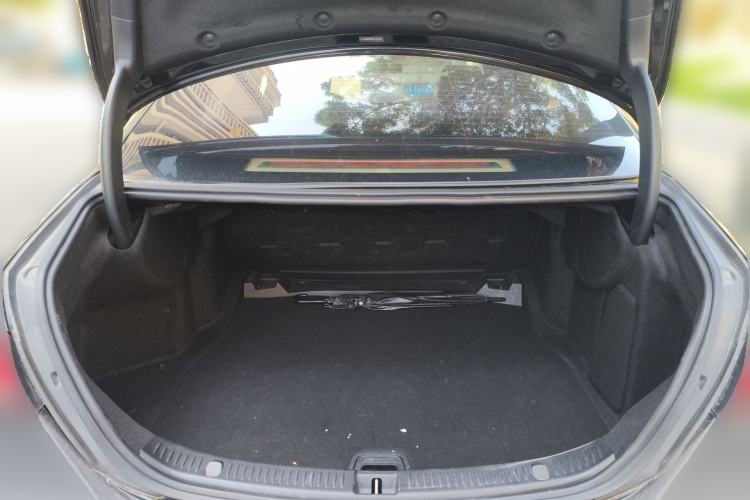 Used Mercedes-Benz E-Class 2021 E 300 L Stylish Model Trunk