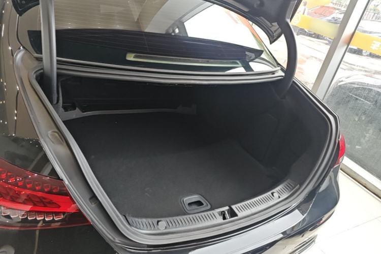 Used Mercedes-Benz E-Class 2021 Facelift E 300 L Stylish Edition Trunk