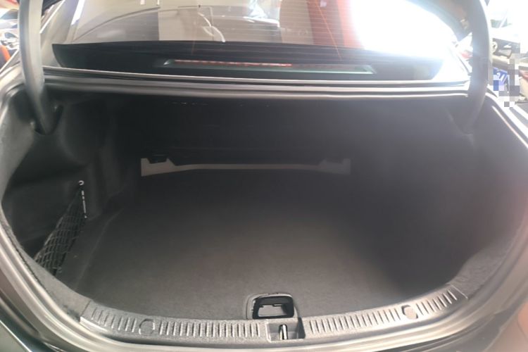 Used Mercedes-Benz E-Class 2021 Restyled E 300 L Sporty and Stylish Edition Trunk