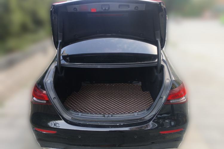 Used Mercedes-Benz E-Class 2021 E 260 Stylish Sports Edition Trunk