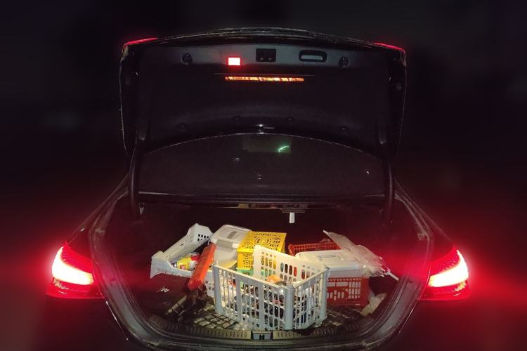 Used Mercedes-Benz E-Class 2021 Updated E 260 Fashion Sport Edition Trunk