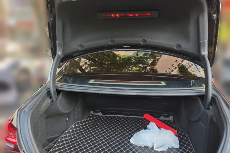 Used Mercedes-Benz E-Class 2021 Restyled E 300 L Luxury Edition Trunk