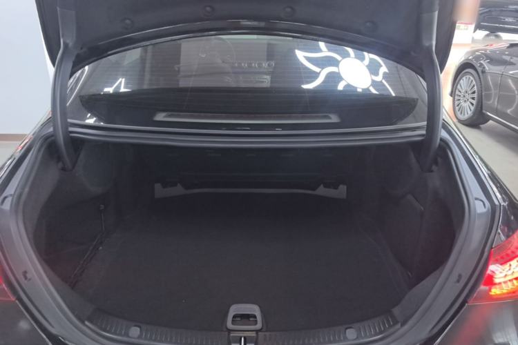 Used Mercedes-Benz E-Class 2021 Facelift E 300 L Stylish Edition Trunk