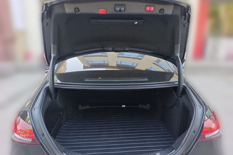 Used Mercedes-Benz E-Class 2021 E 300 L Sport Premium Edition Trunk