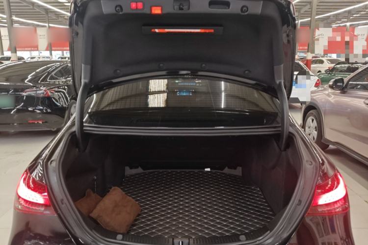 Used Mercedes-Benz E-Class 2021 E 300 L Stylish Model Trunk
