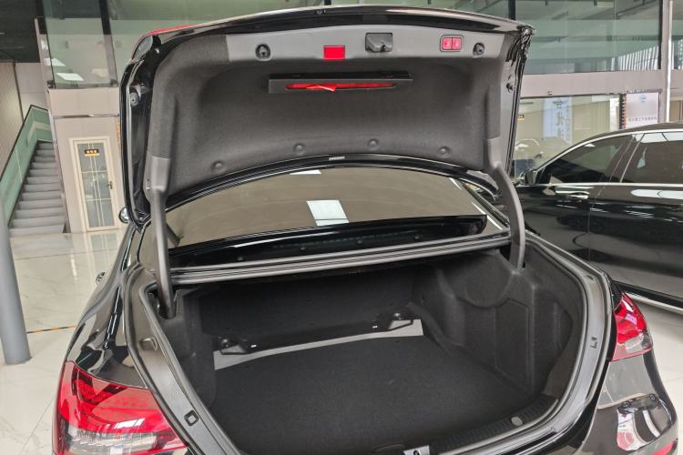 Used Mercedes-Benz E-Class 2021 E 300 Sport Edition Trunk