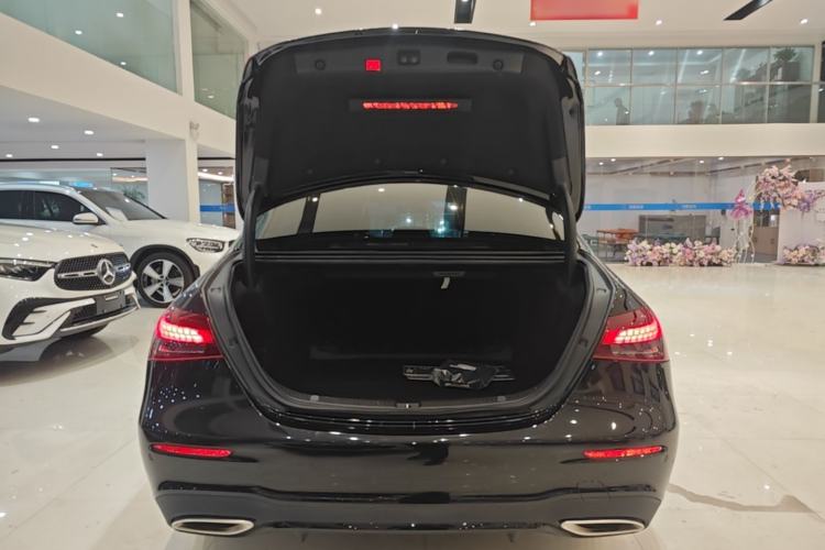 Used Mercedes-Benz E-Class 2021 Updated E 260 Fashion Sport Edition Trunk