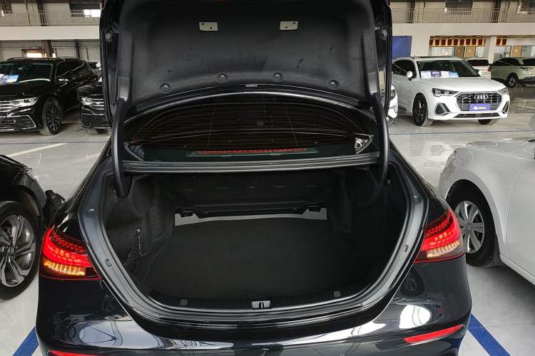 Used Mercedes-Benz E-Class 2021 E 260 L Sport Edition Trunk