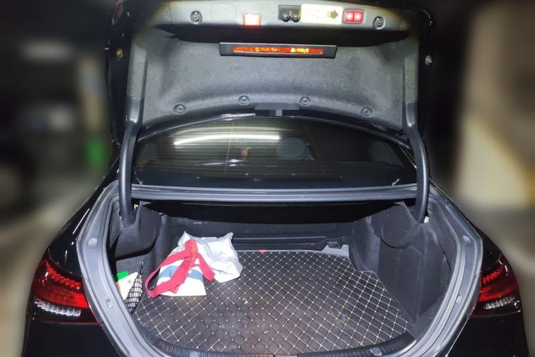 Used Mercedes-Benz E-Class 2021 E 300 L Luxury Model Trunk
