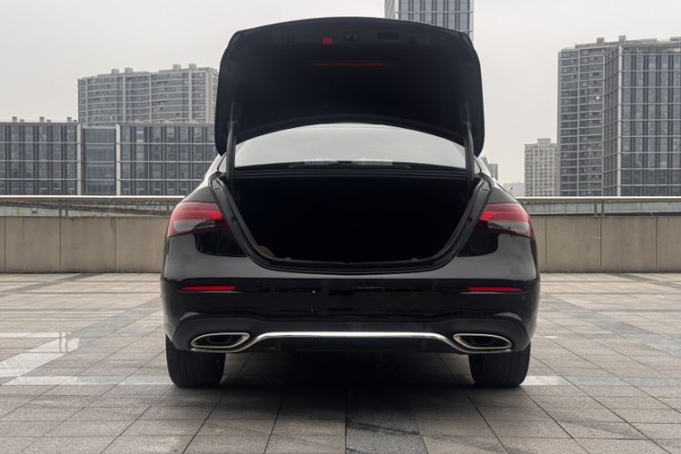 Used Mercedes-Benz E-Class 2021 Facelift E 260 L Sport Edition Trunk