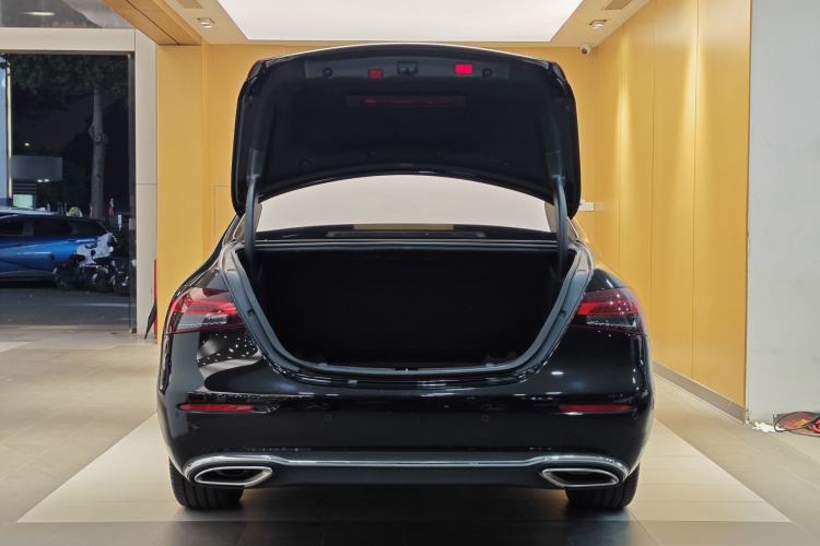 Used Mercedes-Benz E-Class 2021 Facelift E 300 L Stylish Edition Trunk