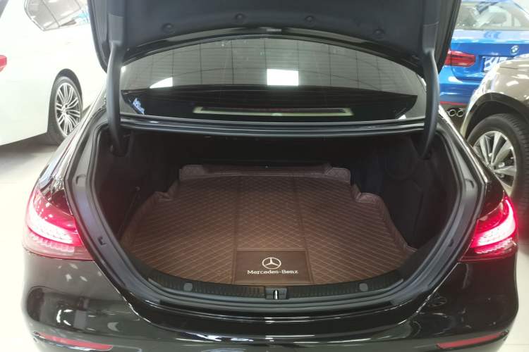 Used Mercedes-Benz E-Class 2021 Facelifted E 300 L Prestige Edition Trunk