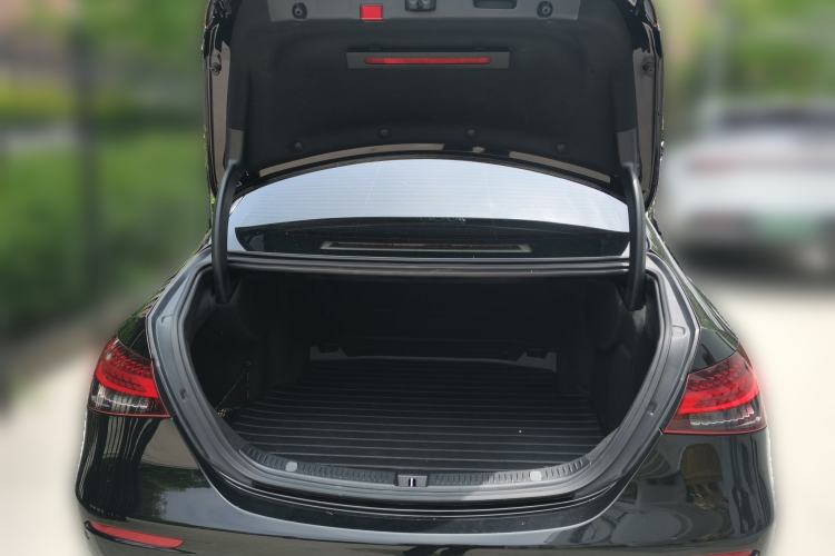 Used Mercedes-Benz E-Class 2021 Facelift E 260 L Trunk
