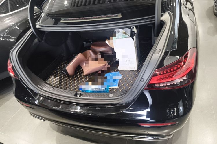 Used Mercedes-Benz E-Class 2021 E 260 L Trunk