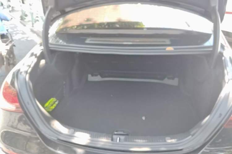 Used Mercedes-Benz E-Class 2021 E 300 L Stylish Model Trunk