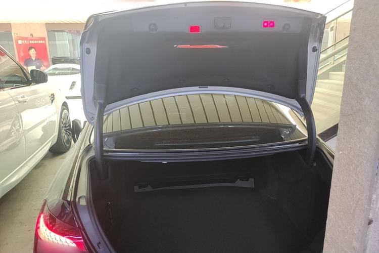 Used Mercedes-Benz E-Class 2021 Restyled E 300 L Sport Luxury Edition Trunk