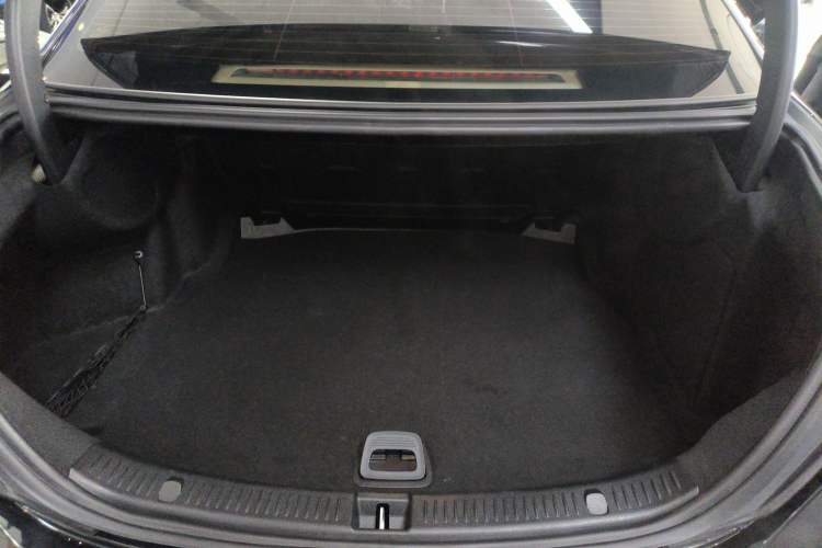 Used Mercedes-Benz E-Class 2021 E 300 L Stylish Model Trunk