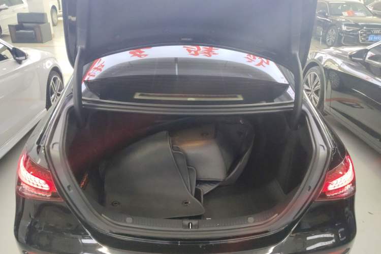 Used Mercedes-Benz E-Class 2021 E 300 L Stylish Model Trunk