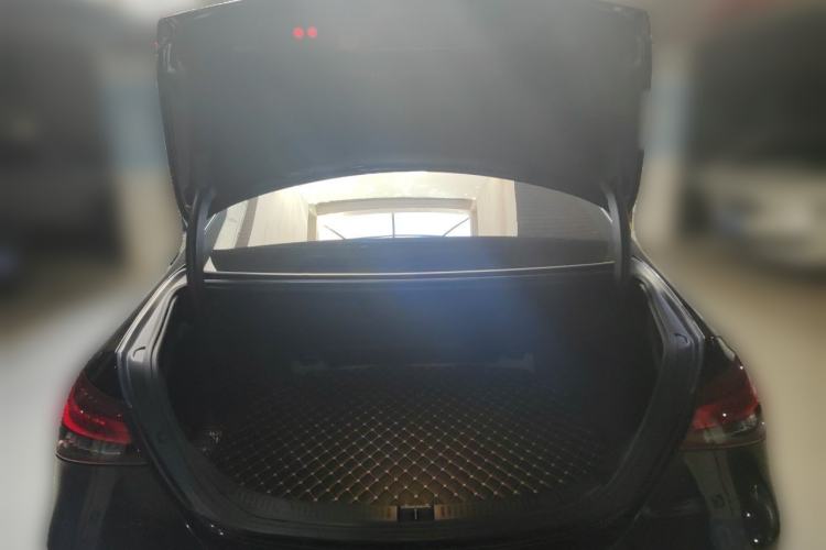 Used Mercedes-Benz E-Class 2021 Facelift E 260 L Sport Edition Trunk