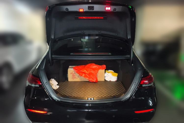 Used Mercedes-Benz E-Class 2021 Facelifted E 300 L Prestige Edition Trunk