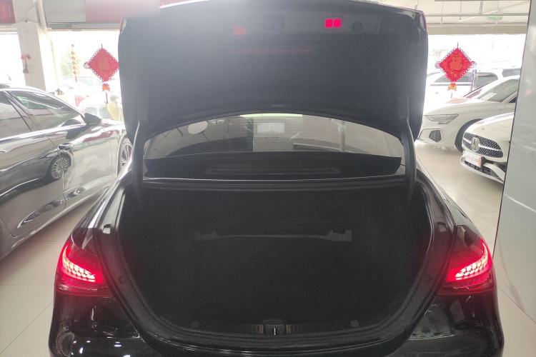 Used Mercedes-Benz E-Class 2021 E 300 L Luxury Model Trunk