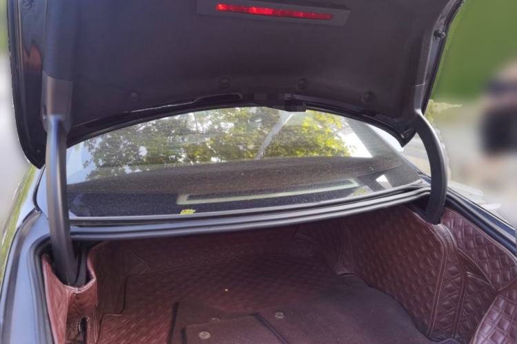 Used Mercedes-Benz E-Class 2021 Facelift E 300 L Stylish Edition Trunk