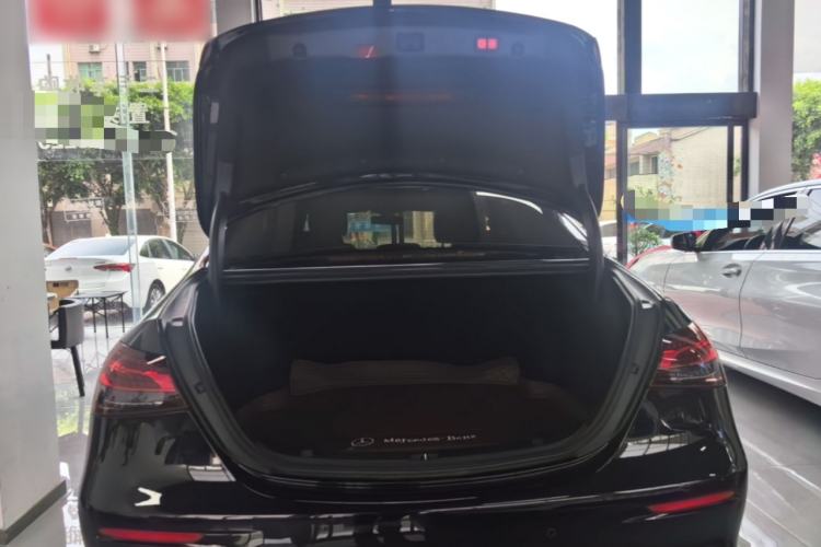 Used Mercedes-Benz E-Class 2021 E 300 L Sport Luxury Edition Trunk