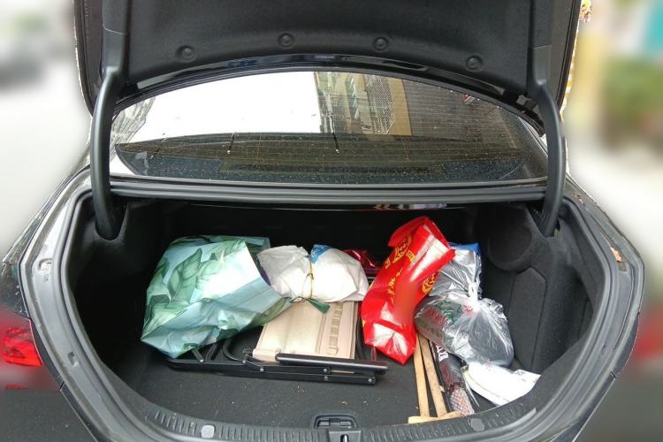 Used Mercedes-Benz E-Class 2021 E 300 L Stylish Model Trunk