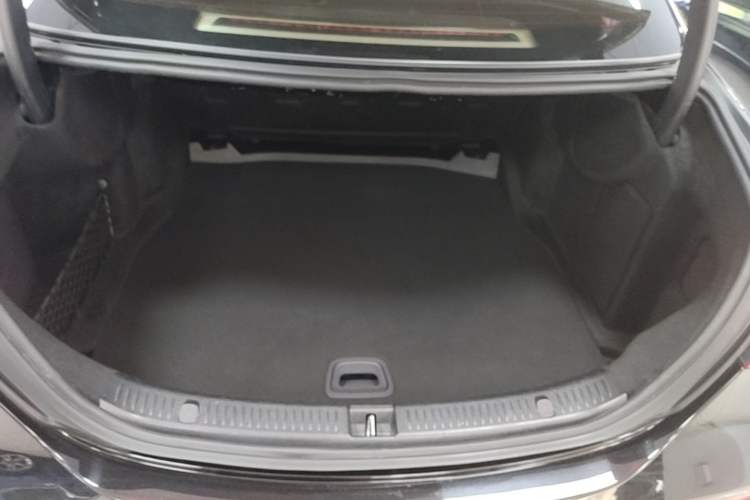 Used Mercedes-Benz E-Class 2021 Restyled E 300 L Luxury Edition Trunk