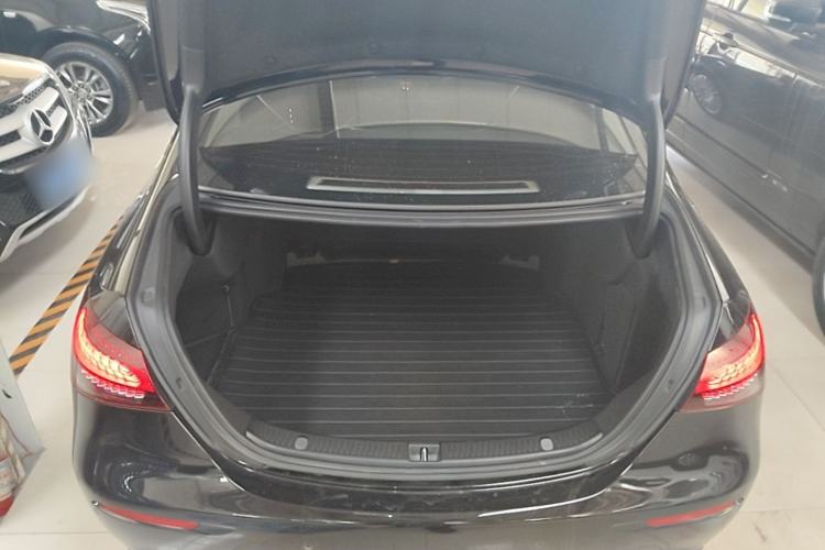 Used Mercedes-Benz E-Class 2021 Facelift E 300 L Stylish Edition Trunk