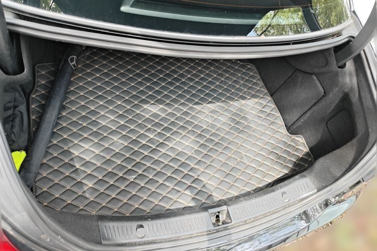 Used Mercedes-Benz E-Class 2021 E 300 L Sport Luxury Edition Trunk