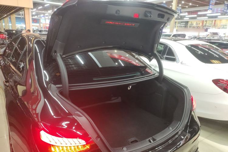 Used Mercedes-Benz E-Class 2021 Updated E 260 Fashion Sport Edition Trunk