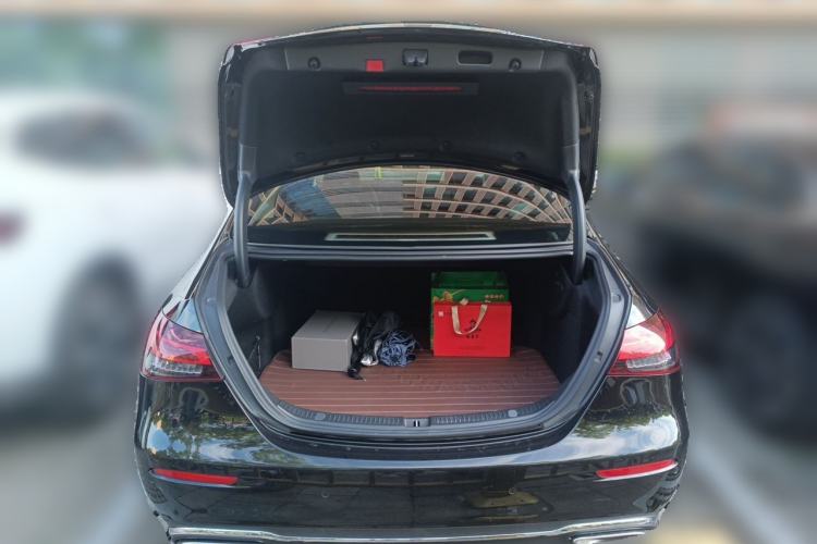 Used Mercedes-Benz E-Class 2021 Facelift E 260 L Trunk