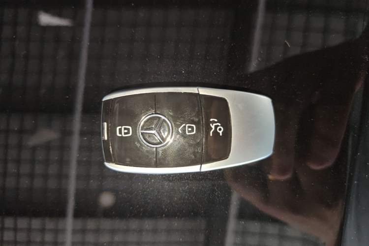 Used Mercedes-Benz E-Class 2021 E 300 L Sporty and Stylish Model Vehicle Key