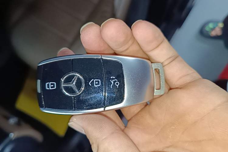 Used Mercedes-Benz E-Class 2021 E 300 L Sporty and Stylish Model Vehicle Key