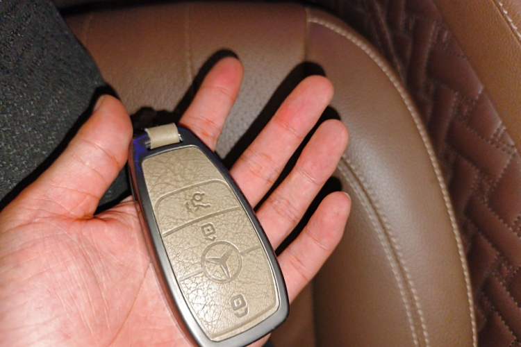 Used Mercedes-Benz E-Class 2021 E 300 L Stylish Model Vehicle Key