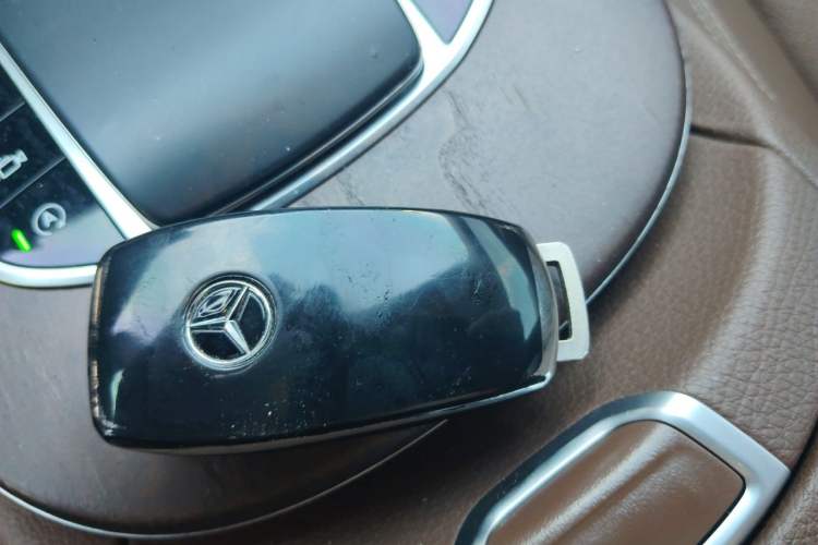 Used Mercedes-Benz E-Class 2021 E 300 L Stylish Model Vehicle Key