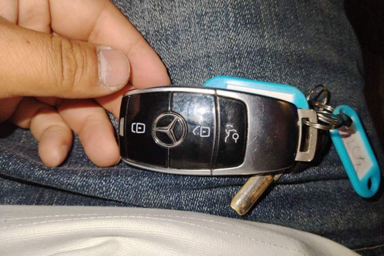 Used Mercedes-Benz E-Class 2021 Restyled E 300 L Luxury Edition Vehicle Key