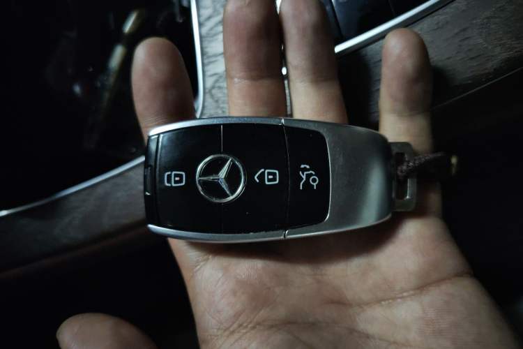 Used Mercedes-Benz E-Class 2021 E 300 L Luxury Model Vehicle Key