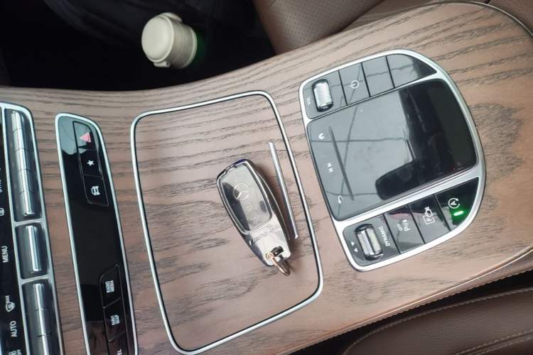 Used Mercedes-Benz E-Class 2021 Facelift E 260 L Vehicle Key
