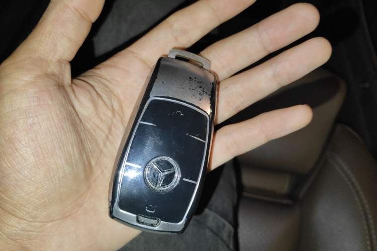 Used Mercedes-Benz E-Class 2021 E 260 L Sport Edition Vehicle Key