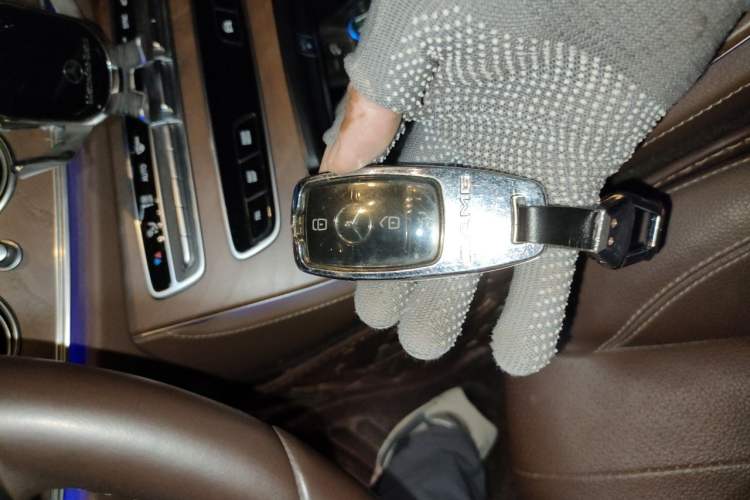 Used Mercedes-Benz E-Class 2021 Restyled E 300 L Luxury Edition Vehicle Key