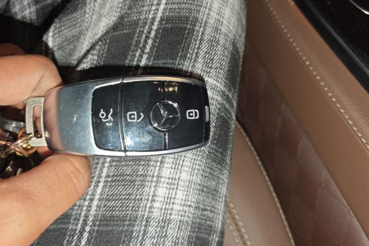 Used Mercedes-Benz E-Class 2021 E 300 L Sporty and Stylish Model Vehicle Key