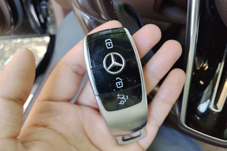 Used Mercedes-Benz E-Class 2021 Facelift E 260 L Vehicle Key