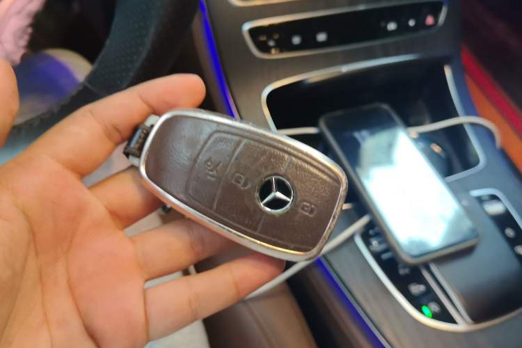 Used Mercedes-Benz E-Class 2021 E 300 L Sport Luxury Edition Vehicle Key