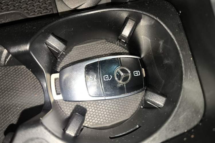 Used Mercedes-Benz E-Class 2021 E 300 L Sporty and Stylish Model Vehicle Key