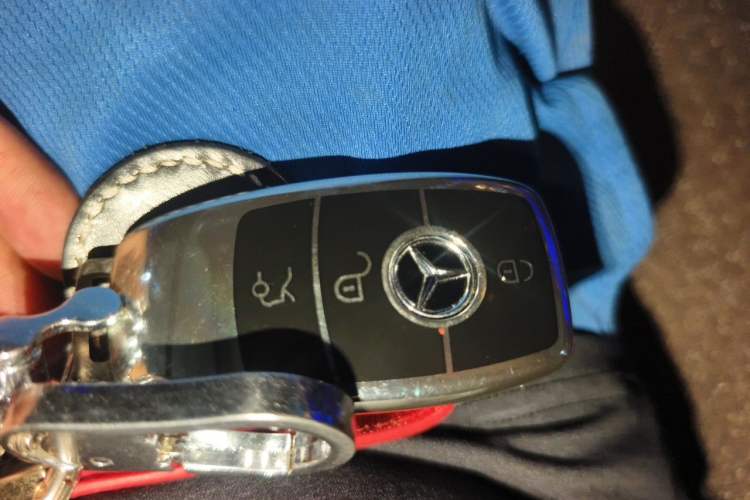 Used Mercedes-Benz E-Class 2021 Facelift E 300 L Stylish Edition Vehicle Key