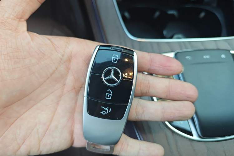 Used Mercedes-Benz E-Class 2021 E 300 L Luxury Model Vehicle Key