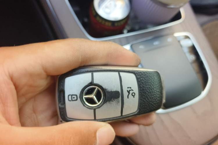 Used Mercedes-Benz E-Class 2021 E 260 L 4MATIC Vehicle Key